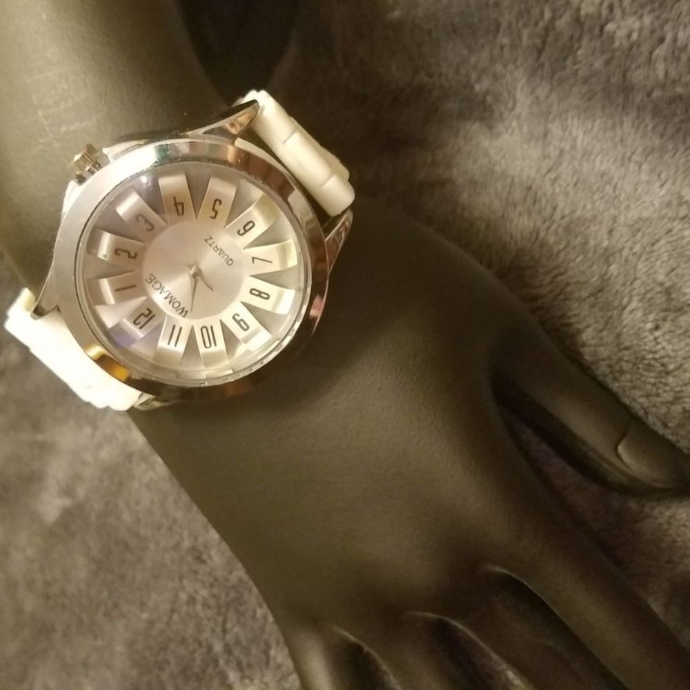 Womage silver and white watch